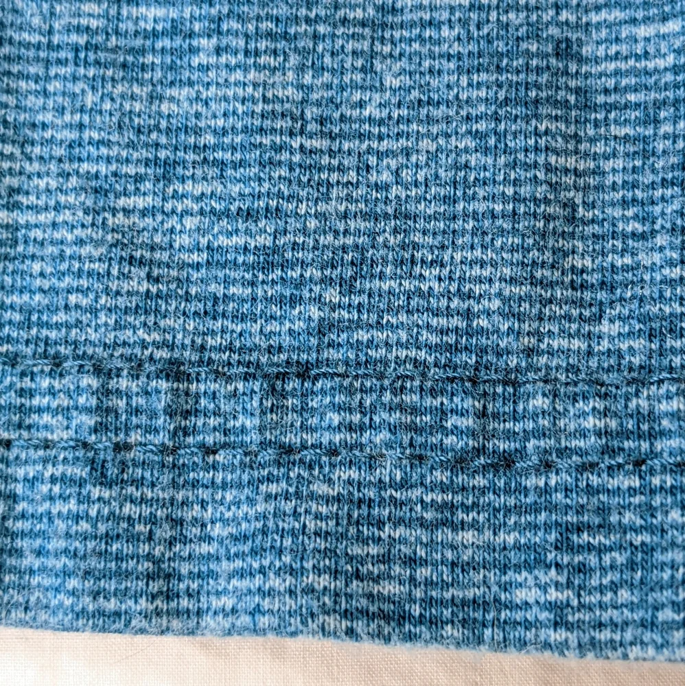 ☀️Hollister EUC Logo Icon Crew young men's T-shirt Large turquoise teal blue - Picture 7 of 13
